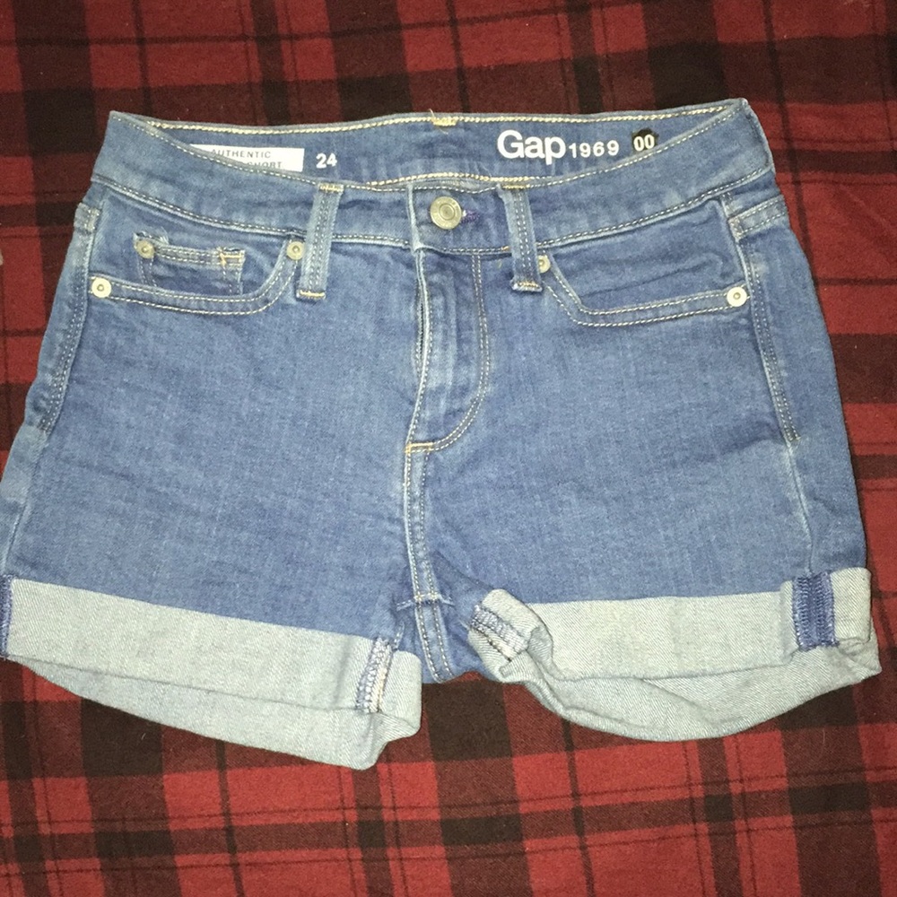Authentic Summer Short, Gap Light Wash Jean Shorts